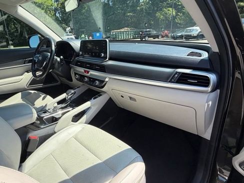 Used 2020 Kia Telluride S FWD image 31