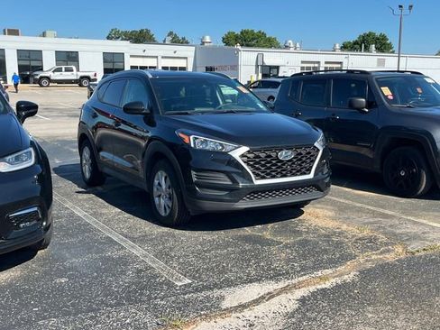 Used 2021 Hyundai Tucson SE AWD/4WD image 1