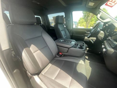 Used 2026 GMC Sierra 1500 SLT AWD/4WD image 28