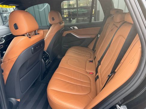 Used 2019 BMW X5 xDrive40i w/ Convenience Package image 22