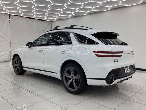 Used 2023 Genesis GV70 2.5T w/ Sport Prestige Package AWD/4WD image 11
