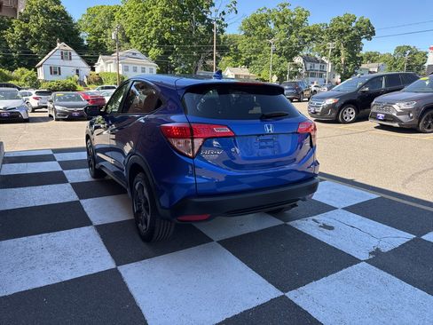 Used 2018 Honda HR-V EX image 4