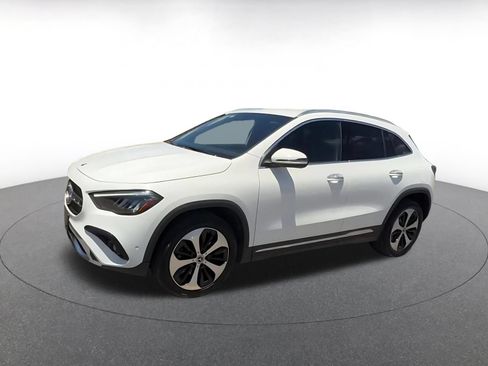 Used 2025 Mercedes-Benz GLA 250 image 8