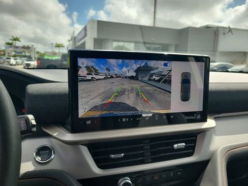 Used 2026 Ford Explorer Active image 22