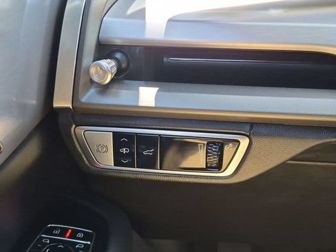Used 2026 Cadillac Vistiq Platinum w/ LPO, Floor Liner Package AWD/4WD image 18