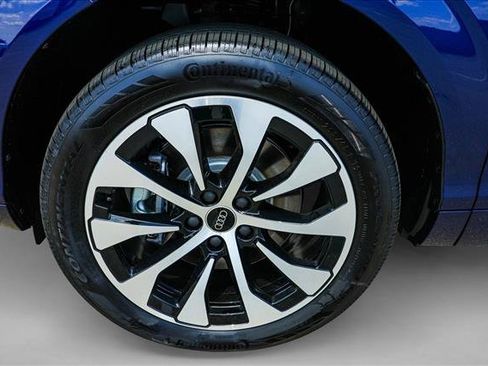 New 2026 Audi Q3 quattro 2.0T AWD/4WD image 9