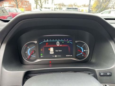 Certified 2022 Honda Pilot TrailSport image 26