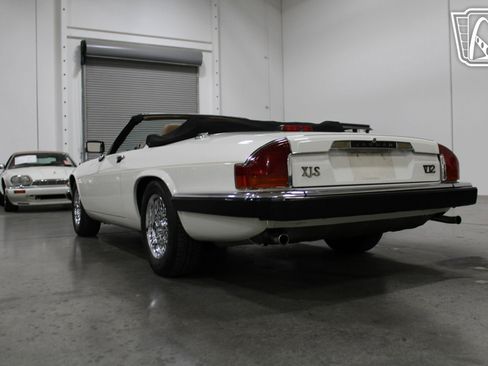 Used 1989 Jaguar XJS V12 Convertible image 21