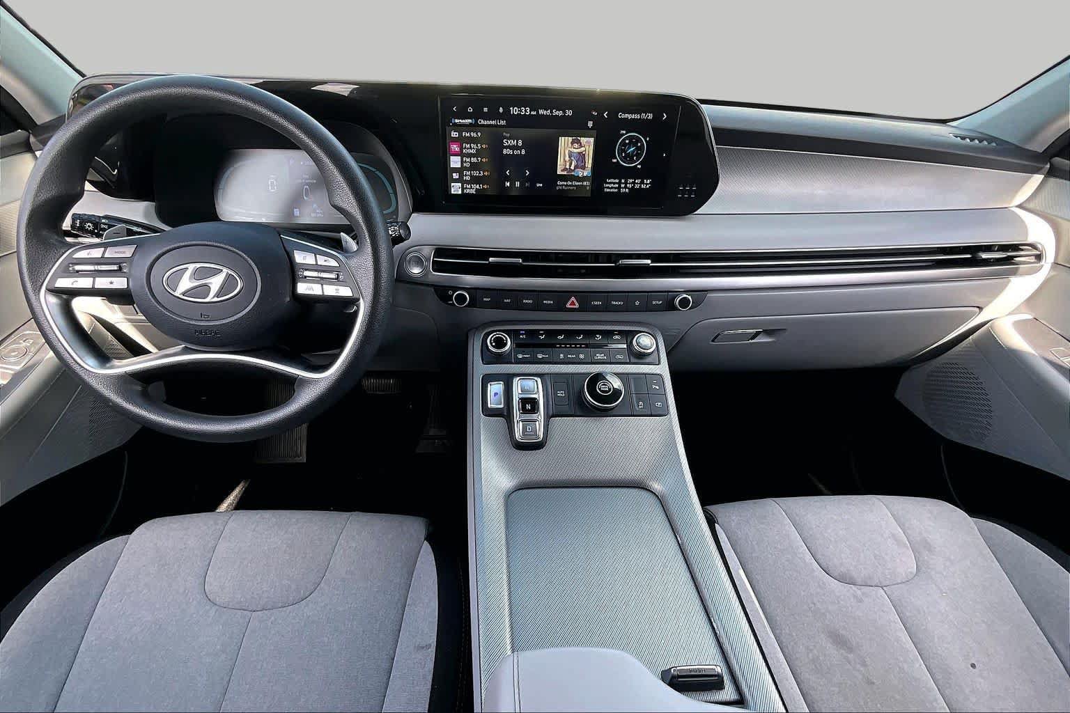 Used 2023 Hyundai Palisade SE FWD image 13