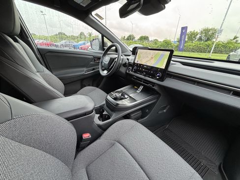 Used 2026 Toyota bZ FWD image 30
