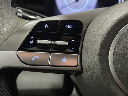 Used 2024 Hyundai Elantra SEL image 30