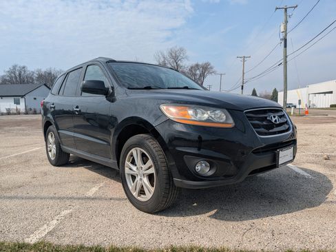 Used 2011 Hyundai Santa Fe Limited image 1