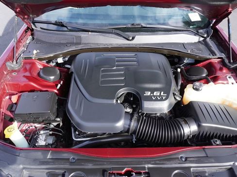 Used 2023 Chrysler 300 S image 7