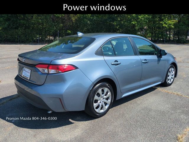 Used 2024 Toyota Corolla LE FWD image 4