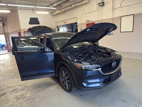 Used 2017 MAZDA CX-5 Grand Touring w/ Premium Package AWD/4WD image 9