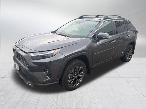 Used 2023 Toyota RAV4 Limited image 4