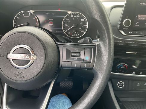 Certified 2023 Nissan Rogue SV image 23