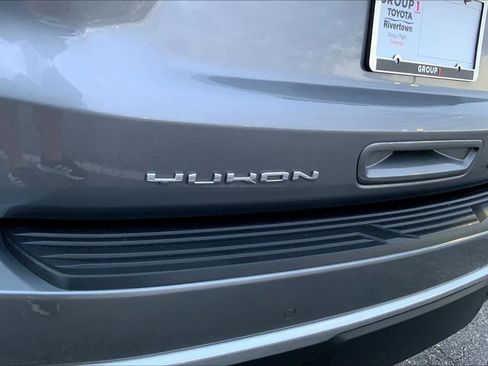 Used 2022 GMC Yukon Denali image 30