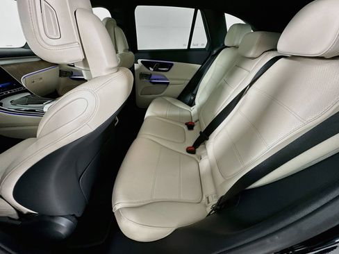Certified 2026 Mercedes-Benz GLC 300 4MATIC image 27