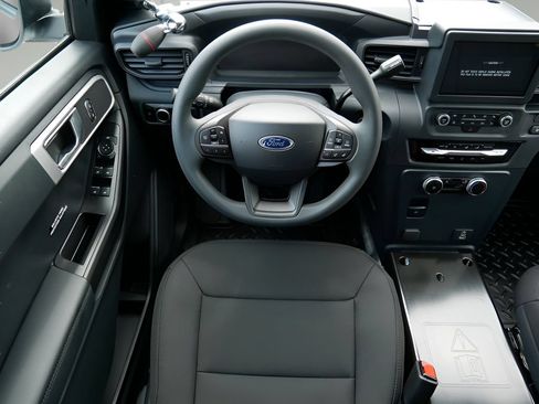 Used 2026 Ford Explorer 4WD Police Interceptor image 13
