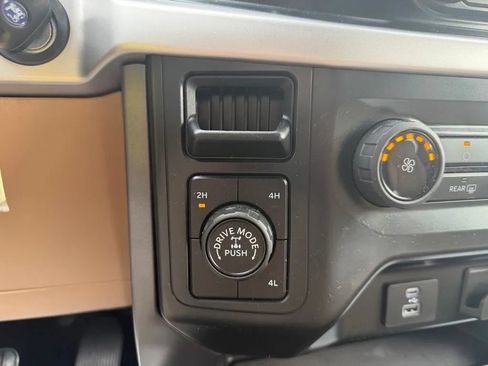 Used 2022 Ford F150 XLT AWD/4WD image 22