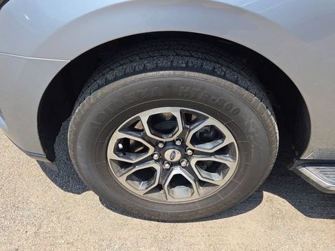 Certified 2022 Ford Expedition XLT AWD/4WD image 4