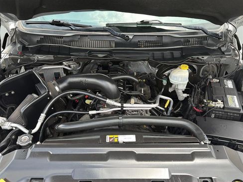Used 2016 RAM 1500 Express AWD/4WD image 26