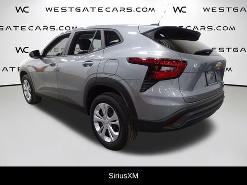 Used 2024 Chevrolet Trax LS image 5