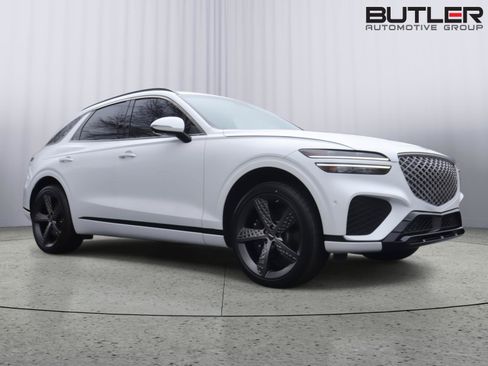 Used 2023 Genesis GV70 2.5T w/ Sport Prestige Package AWD/4WD image 46