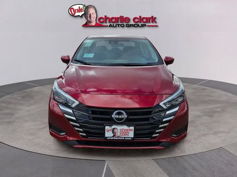 Used 2025 Nissan Versa SV w/ Trunk Package FWD image 9