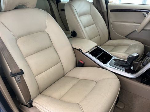 Used 2013 Volvo XC70 T6 image 14