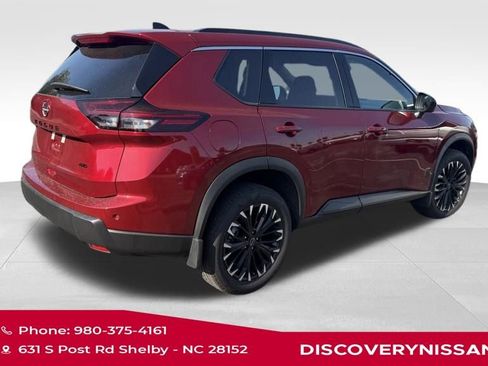 Certified 2026 Nissan Rogue SV AWD/4WD image 7