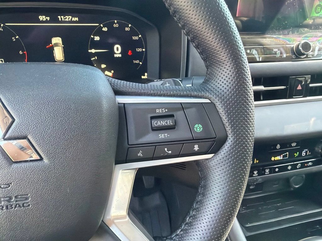 Used 2026 Mitsubishi Outlander SE AWD/4WD image 22