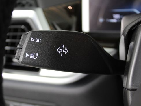 New 2026 BMW X5 sDrive40i w/ M Sport Package image 29