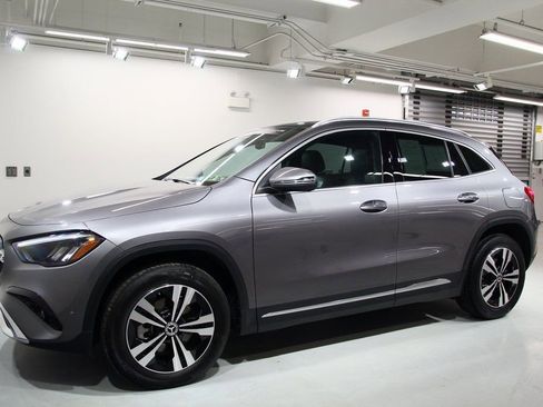 Certified 2025 Mercedes-Benz GLA 250 GLA 250 image 16