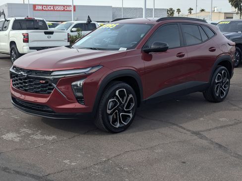 Used 2025 Chevrolet Trax RS image 5