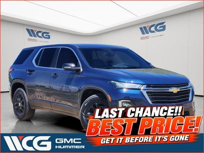 Used 2022 Chevrolet Traverse LS