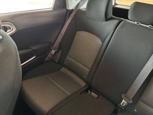 Used 2025 Kia Soul LX w/ LX Technology Package FWD image 37