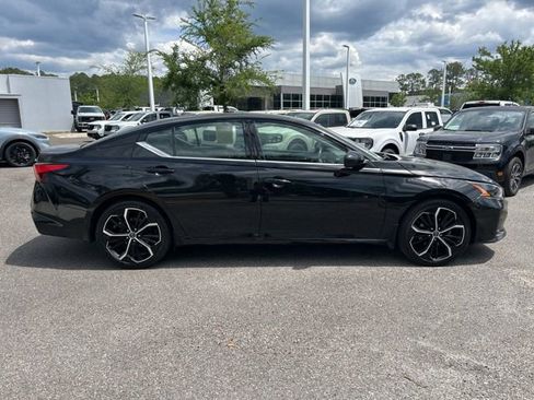Used 2024 Nissan Altima 2.5 SR FWD image 3
