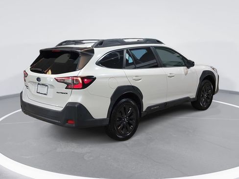 Used 2023 Subaru Outback Onyx Edition AWD/4WD image 5