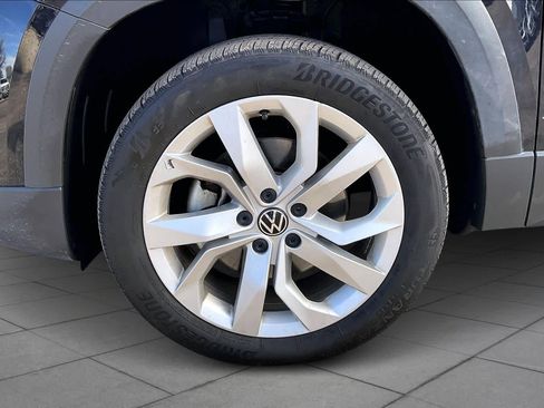 Used 2023 Volkswagen Taos S w/ IQ Drive S Package image 9