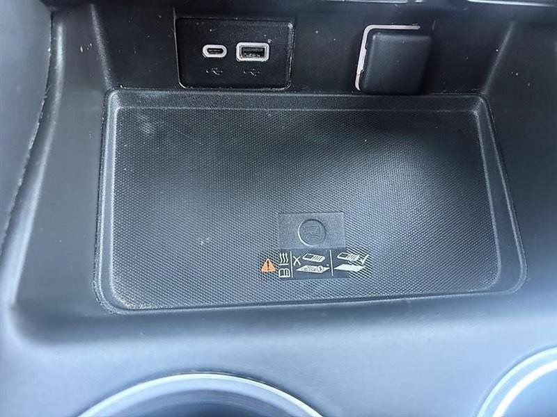 Used 2022 Chevrolet Tahoe Z71 AWD/4WD image 13