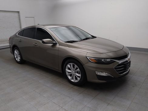 Used 2020 Chevrolet Malibu LT FWD image 11