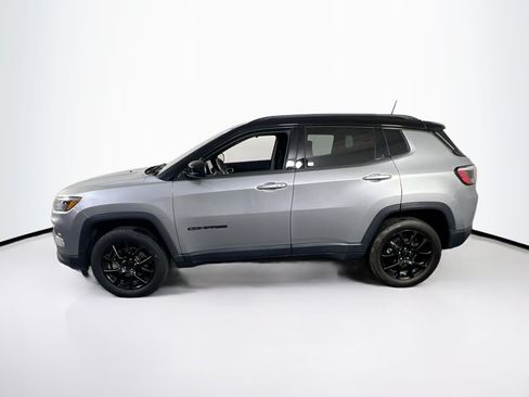 Used 2022 Jeep Compass Latitude w/ Convenience Group AWD/4WD image 8