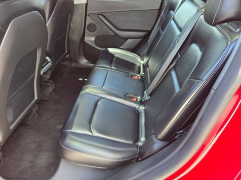 Used 2022 Tesla Model Y Long Range AWD/4WD image 15
