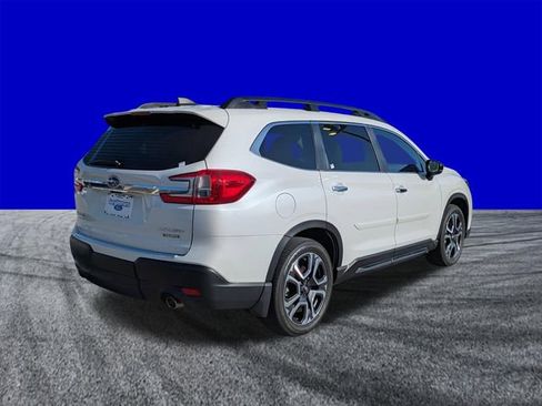 Used 2024 Subaru Ascent Touring image 4