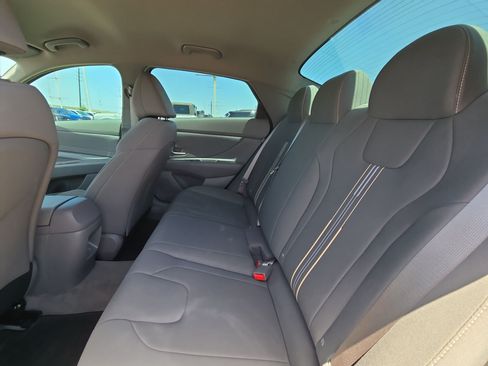 Used 2026 Hyundai Elantra Sport FWD image 28