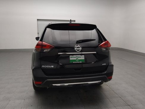 Used 2019 Nissan Rogue S AWD/4WD image 6