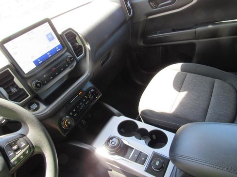Used 2024 Ford Bronco Sport Big Bend AWD/4WD image 31
