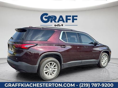 Used 2023 Chevrolet Traverse LT FWD image 15